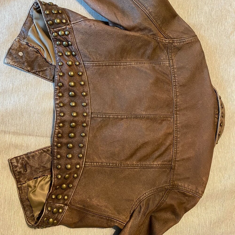 Wilsons Leather Crop Studded Leather Jacket - Picture 10 of 15